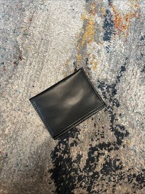 Perry Ellis Black Leather Card Wallet